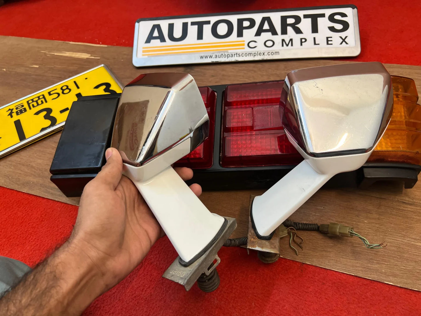 Corolla ke70 Te71 / Cressida Gx71 Mx73 fender mirrors